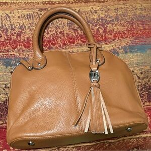 Elegant Tan Leather Handbag
